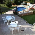 Premedinos Apartament *
